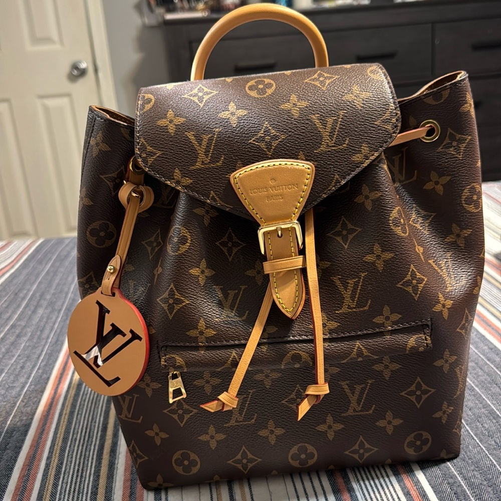 Authentic brand new LV Montsouris PM backpack